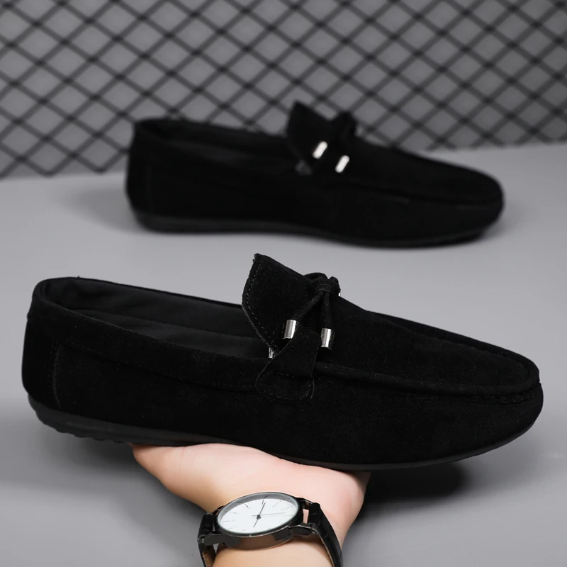 Suede Loafers Men - 男性カジュアルシューズファッションメンズシューズ手作りスエードレザーメンズローファーモカシンスリップオンメンズフラット男性ドライビングシューズ