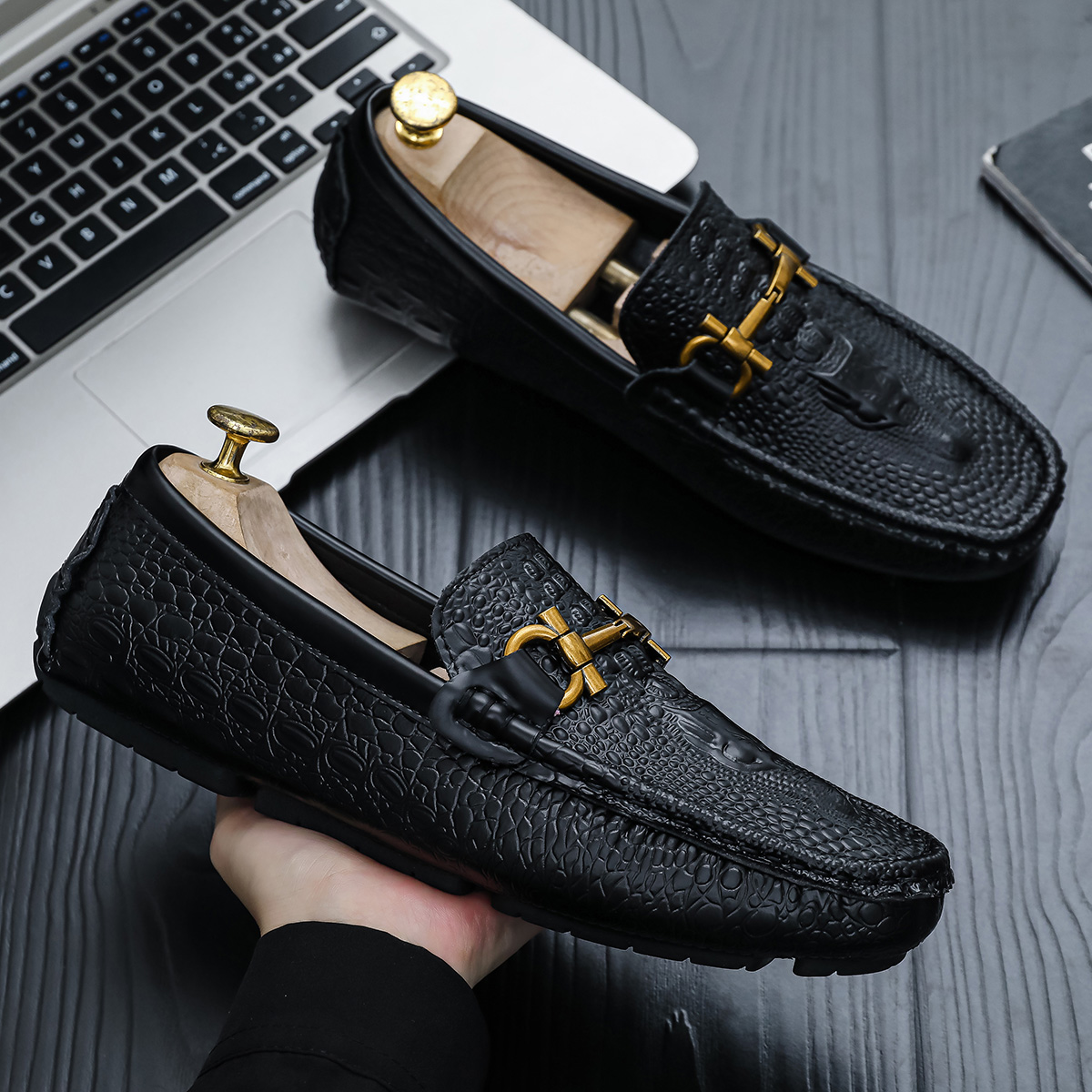 メンズドライビングシューズ ブラウン クロコダイル柄 ローフ - Men'S Fashion Loafers Shoes のレビューと価格